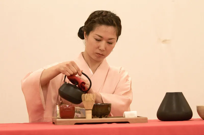 Pour, Pause, Presence: What American Wellness Seekers Are Finding Inside Nagasaki's Tea Rooms